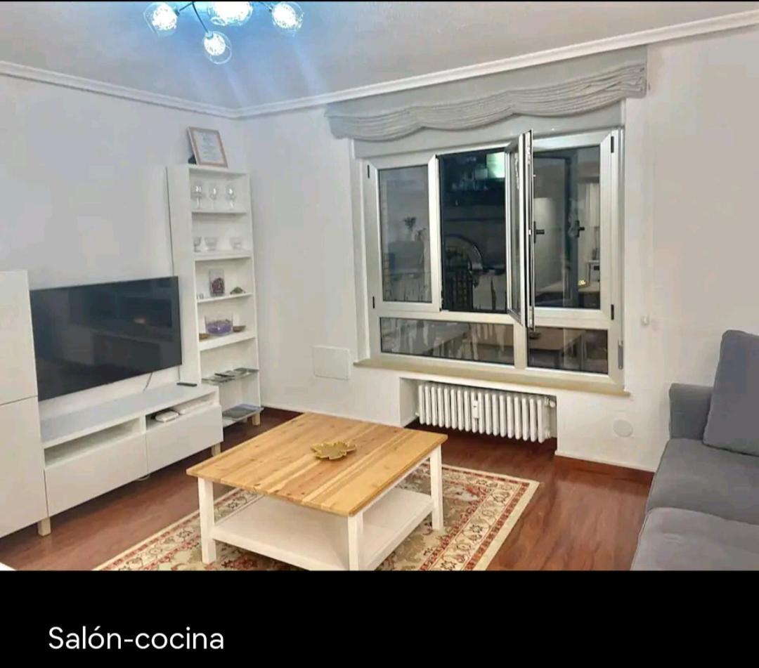 Piso Nuevo Centro Doctor Casal Apartment Oviedo Luaran gambar